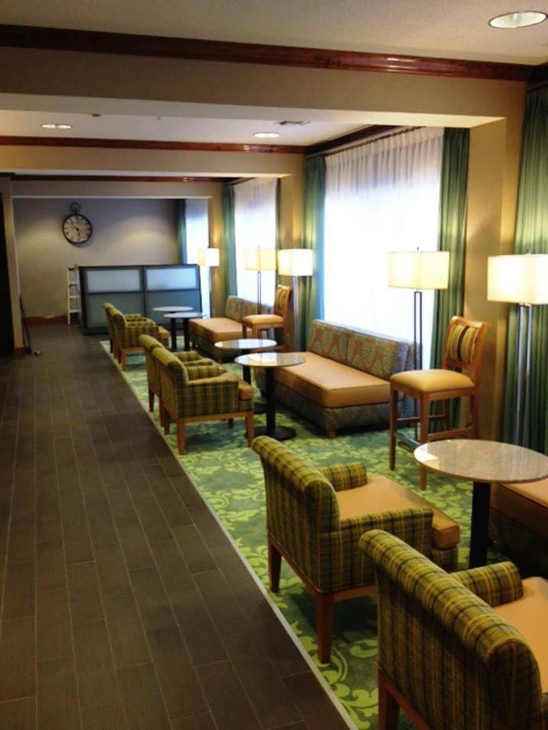 Hampton Inn Covington/Mandeville מראה חיצוני תמונה